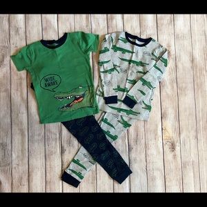 Carter’s 4 piece pajamas set
